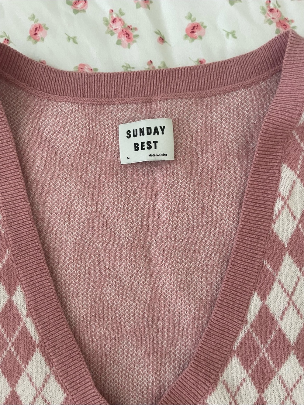 Sunday Best Rose Pink and White Argyle V-Neck Knit Tank - Picture 2 of 3